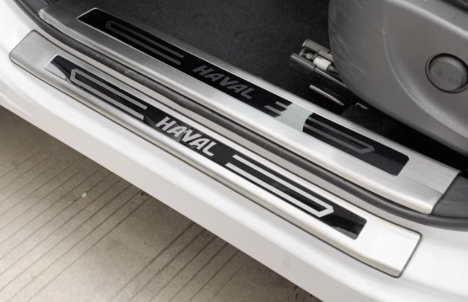 Xevaban.com ở 214 Giải Phóng là đơn vị chuyên cung cấp phụ kiện oto, đồ chơi oto, phụ tùng oto, phụ kiện haval jolion, đồ chơi haval jolion, xevaban, 214 giải phóng, ốp bậc chân haval jolion, nẹp bậc chân haval jolion, ốp chống xước bậc chân haval jolion.